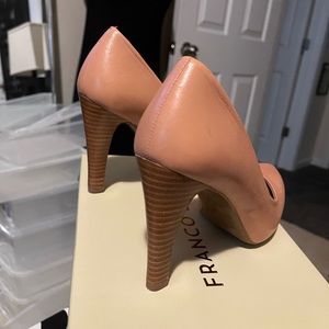 Franco Sarto size 7.5 Blush color pumps
